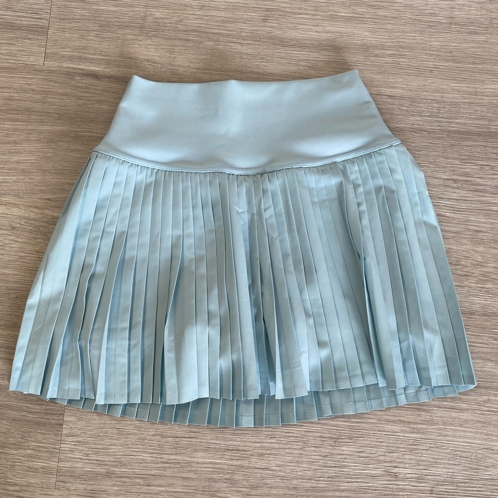 Alo yoga tennis skirt